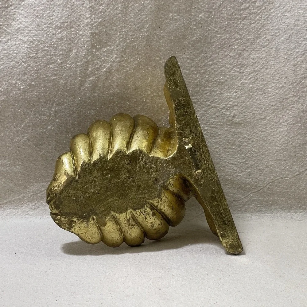 Vintage Distressed Gilded Gold Ornate Distressed Shell‎ Wall Shelf Sconce Decor